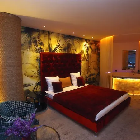 Luxury With Bath * Vilnius